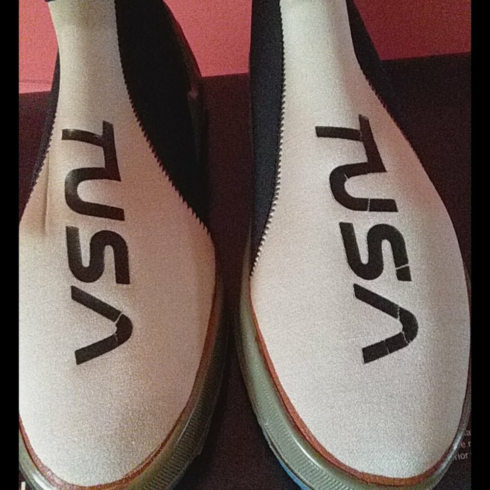 Scuba DIVER Beach / boot $36 sz11XL+free  hat - Picture 2 of 9